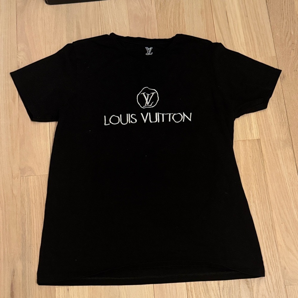Black Short Sleeve Tee - Picture 4 of 6